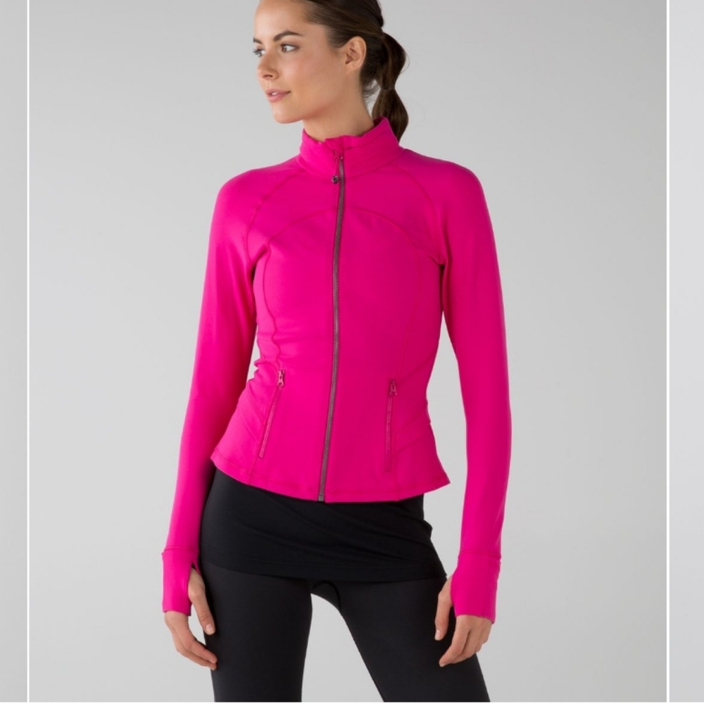 Lululemon Hustle in Your Bustle Jacket Size 8 Jewelled Magenta